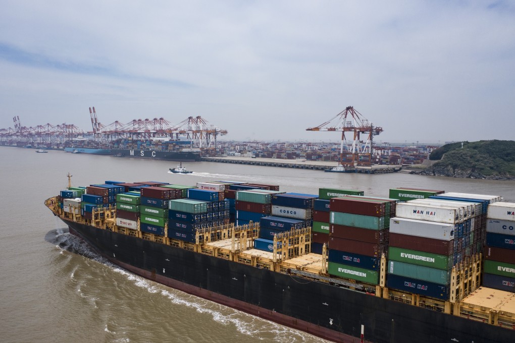 Firms included on the new blacklist will be banned from trading with China, Beijing says. Photo: Bloomberg