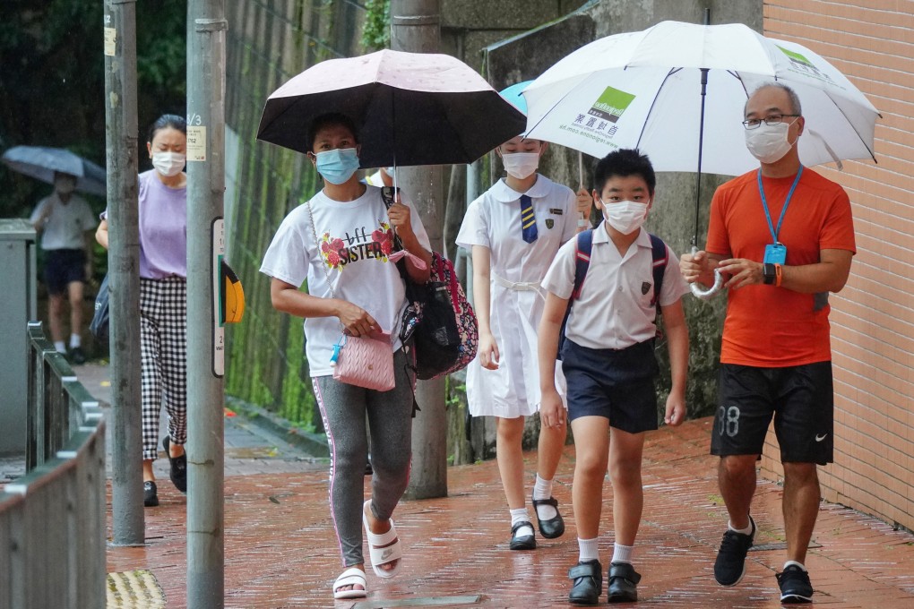 Hong Kong third wave: educator says students should walk to school to ...