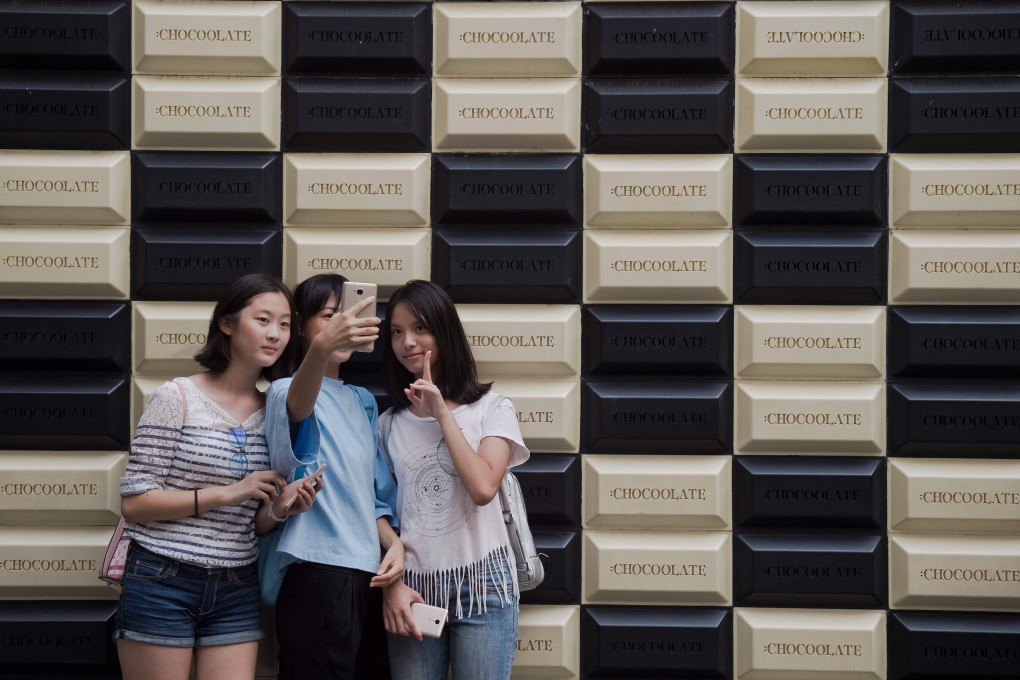 Some young Chinese women prefer socialising to dating. Photo: AFP