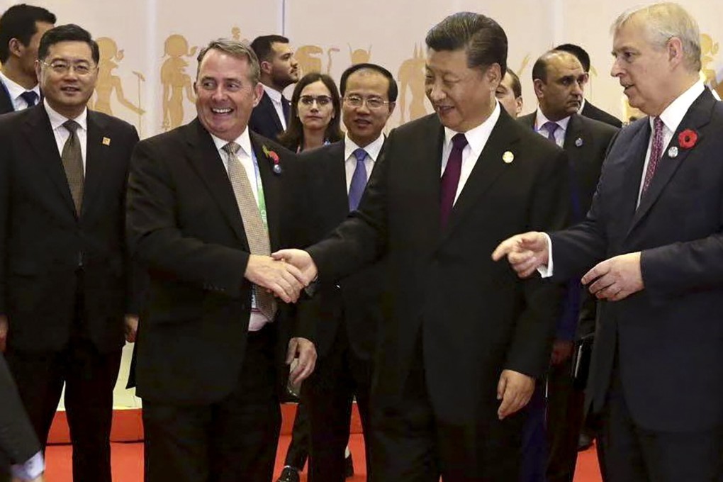 Secretary of State for International Trade Liam Fox (left) met Chinese President Xi Jinping at the China International Import Expo in November 2018. Photo: Twitter