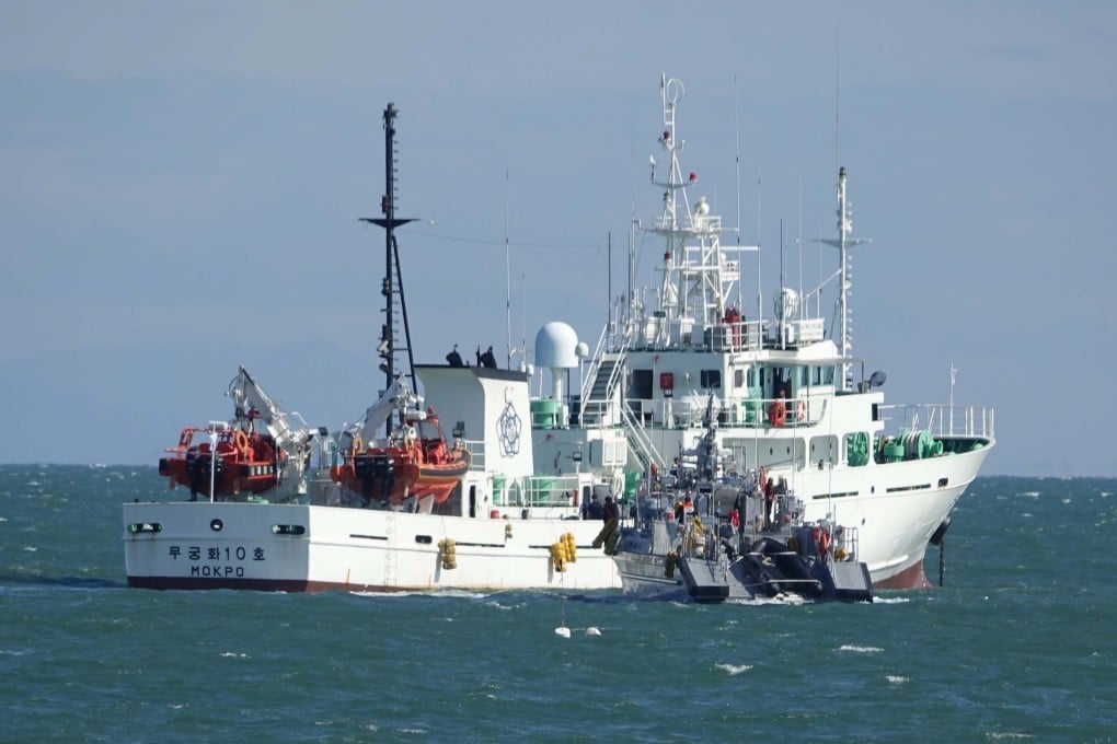 An official went missing on Monday during a fishing inspection trip off the western island of Yeonpyeong. EPA-EFE