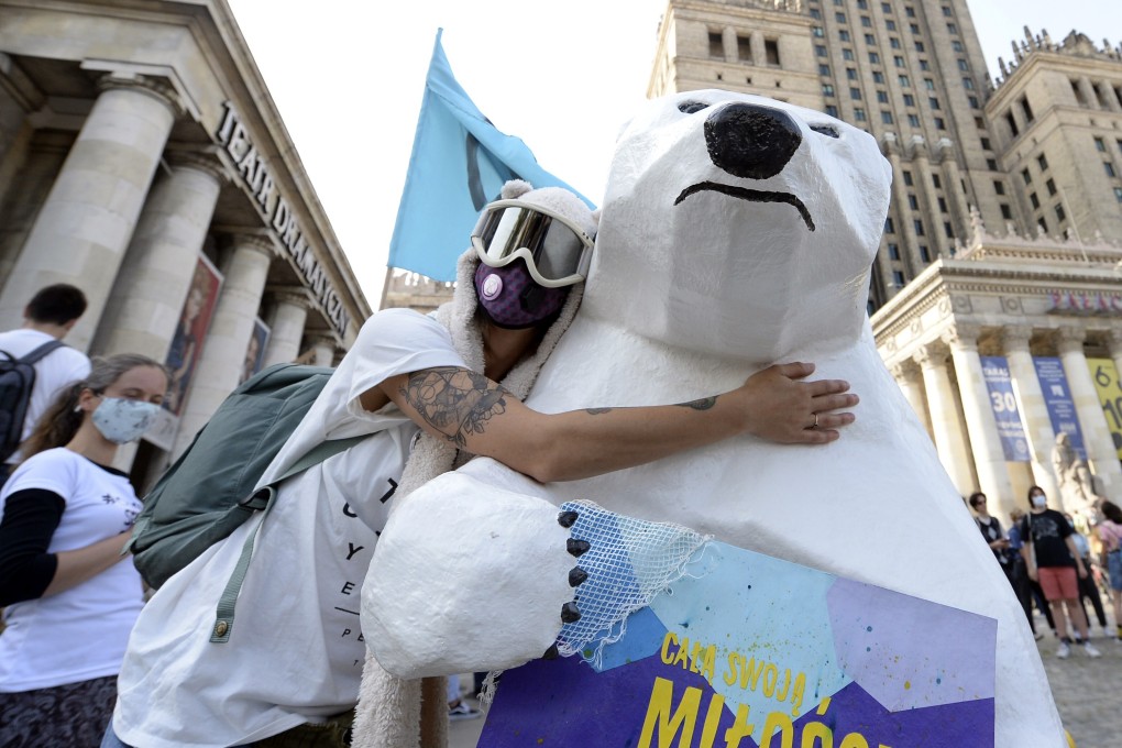 Thousands of young climate activists return to streets in worldwide ...