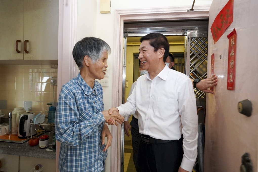 Luo Huining, director of the liaison office, sends holiday greetings to Hong Kong resident Ng, 74, during National Day and the Mid-Autumn Festival. Photo: Handout