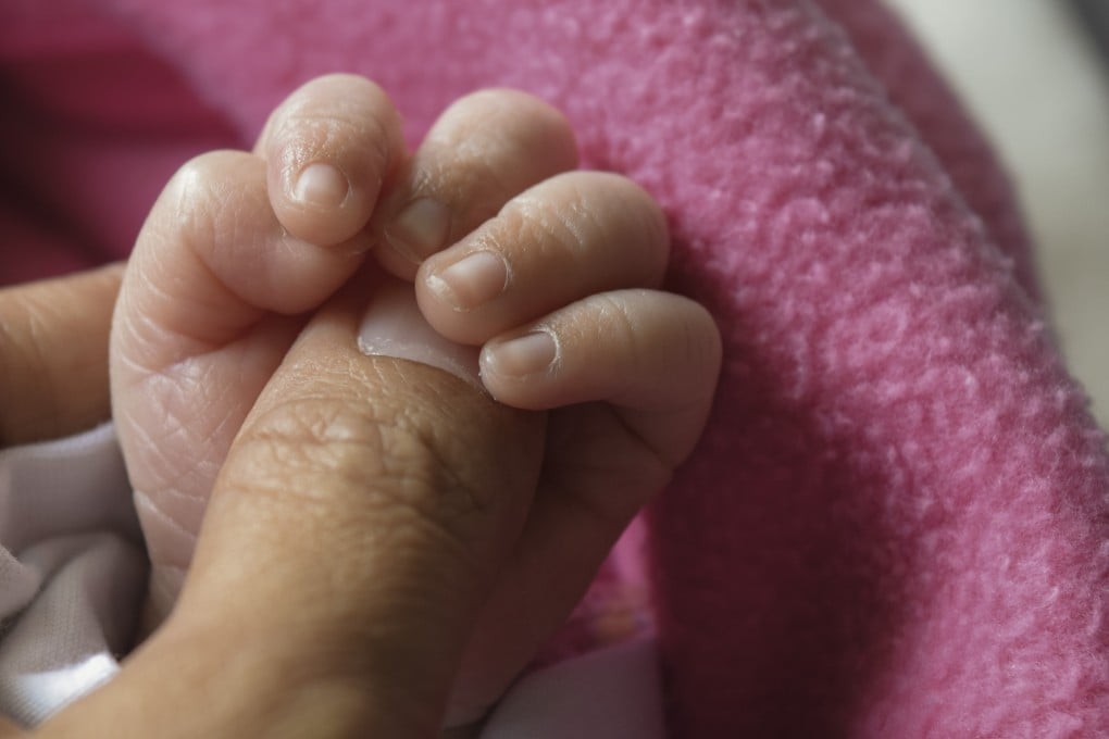 Hong Kong mothers will begin getting four more paid weeks with their newborns from December 11 it was announced on Friday. Photo: Shutterstock