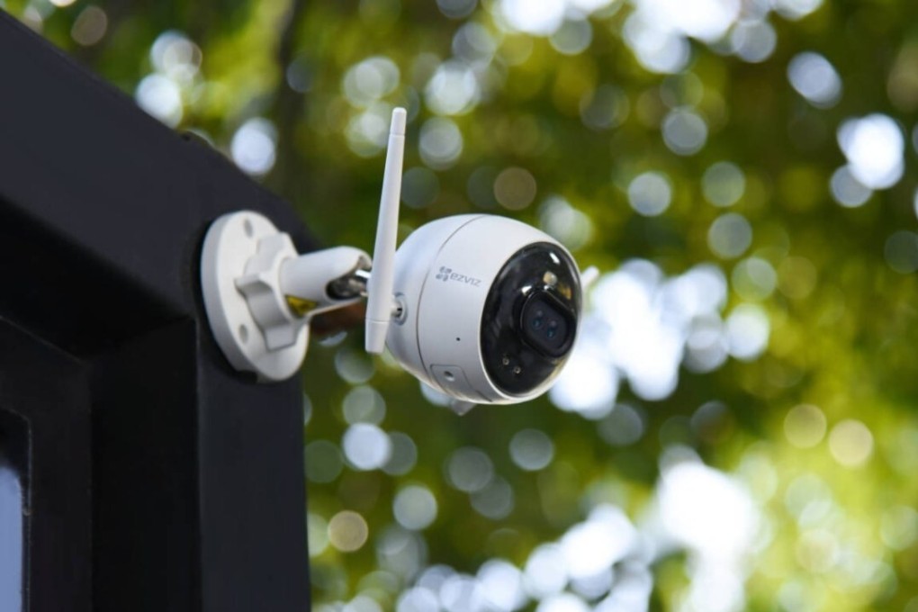 The Ezviz C3X Outdoor Smart Wi-fi Camera can recognise vehicles and people in real time, and notifies you. It creates great colour images, even in very low light.