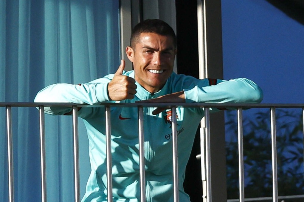 Cristiano Ronaldo gives the thumbs up while in isolation after testing positive for Covid-19. Photo: EPA