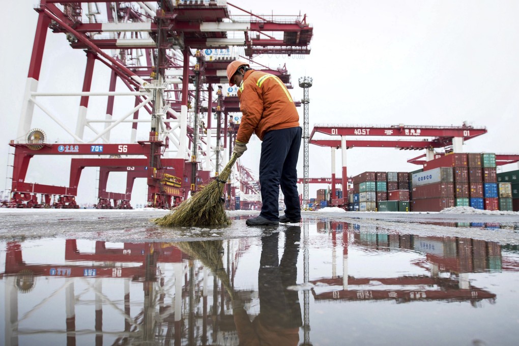 In the first eight months of the year, combined central and local government revenues fell 7.5 per cent from a year earlier to 12.6 trillion yuan (US$4.6 trillion), according to the latest data from the Ministry of Finance. Photo: AP