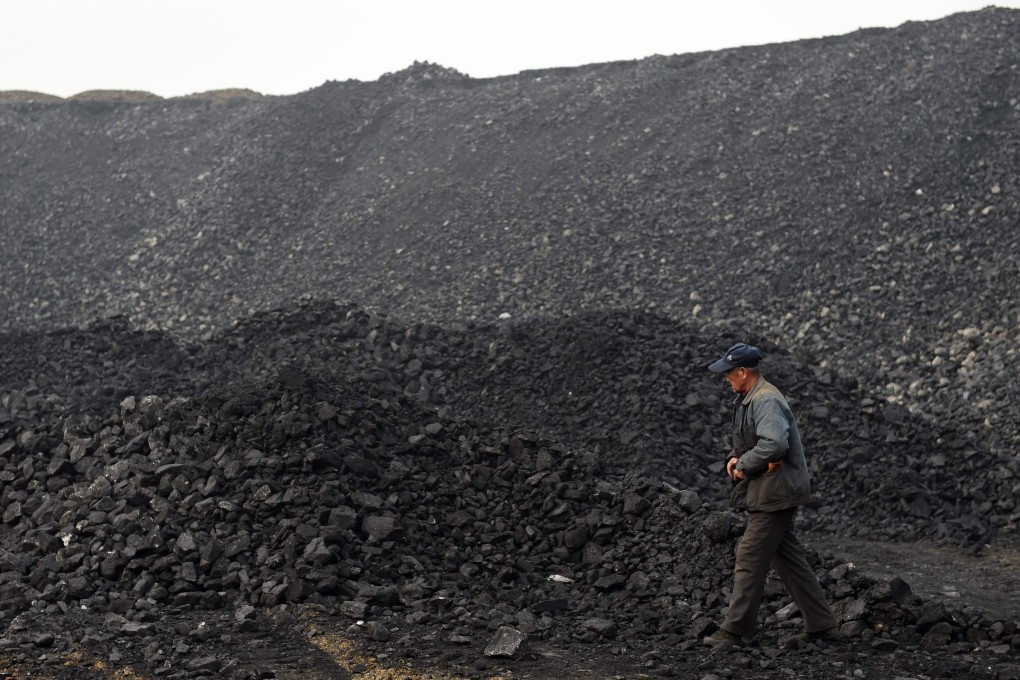 China is facing shortages of coal heading into winter due to import restrictions and recent safety and environmental inspections. Photo: AFP