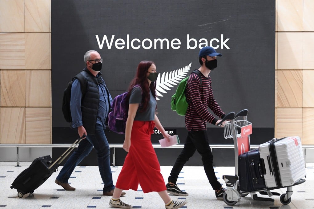 Passengers arrive in Sydney from New Zealand on Friday after the trans-Tasman travel bubble was opened. Photo: EPA-EFE