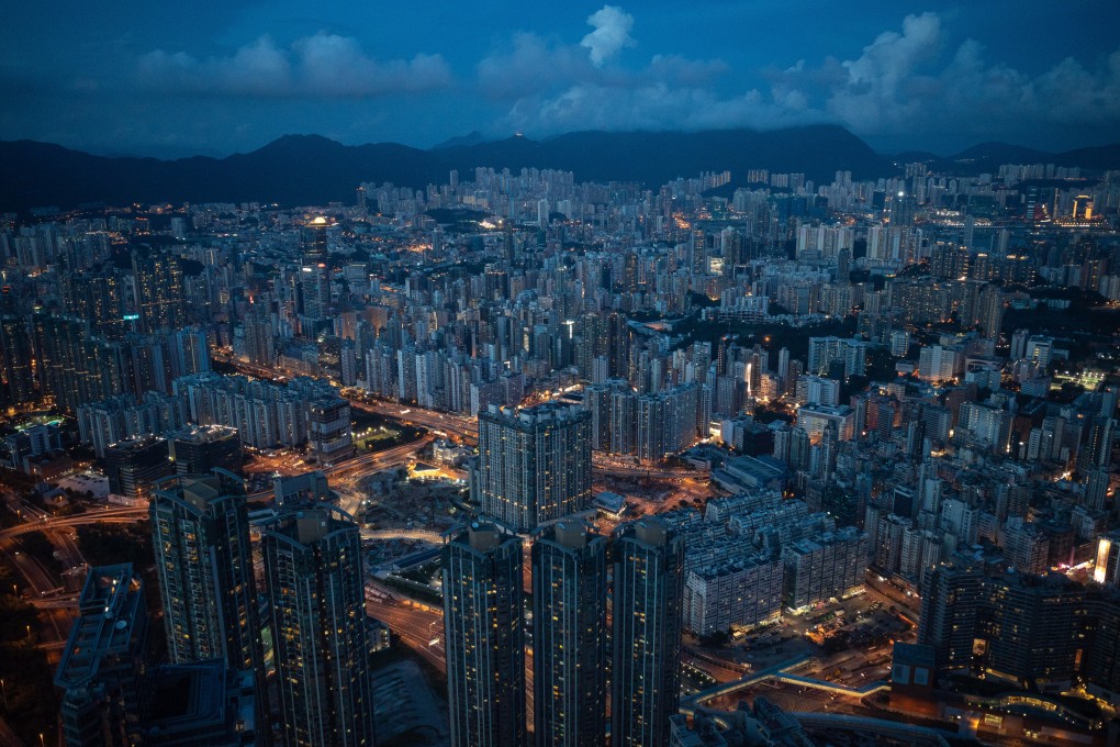 Residential and commercial buildings on the Kowloon peninsula. The recession is accentuating the importance of Hong Kong’s mature decentralised office market. Photo: EPA-EFE