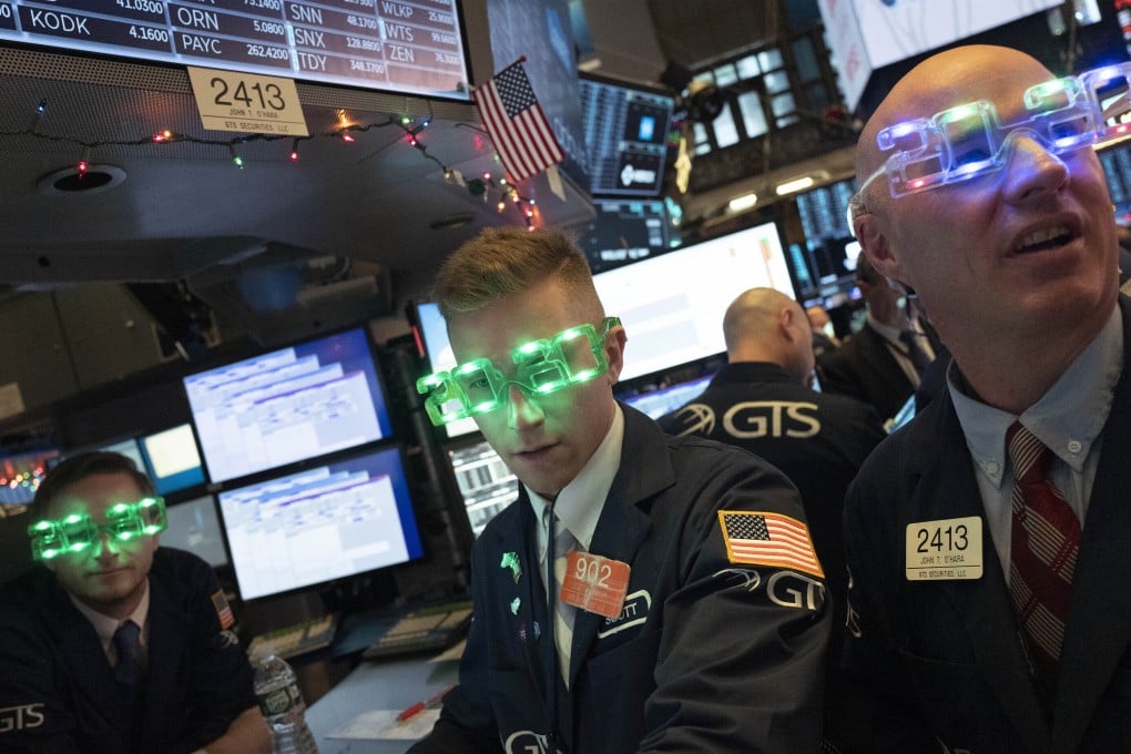 The Hang Seng Index laboured to a tiny gain after a three-week advance, while equities major Asia-Pacific markets weakened in tandem with overnight losses in US benchmarks. Photo: AP