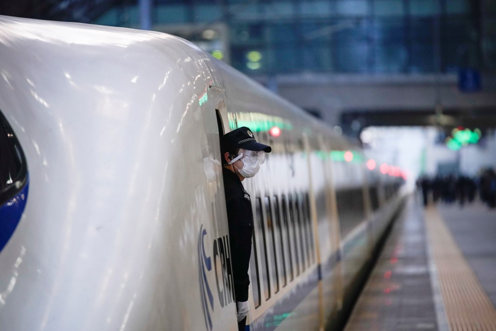People using the Beijing-Shanghai high-speed rail service will soon be able to travel in silence. Photo: Reuters