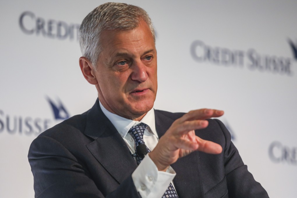 Standard Chartered CEO Bill Winters, like many of his banking rivals, is considering whether to restart the bank’s dividend payments. Photo: Xiaomei Chen