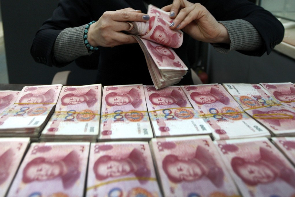The yuan has gradually strengthened against the US dollar since the end of May, while foreign holdings of high-yield yuan-denominated bonds continue to increase. Photo: AP