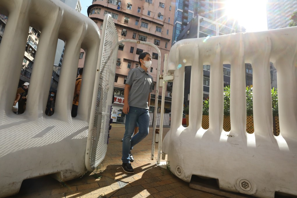 Police arrested Ted Hui, a Democratic Party legislator, when he reported to Western Police Station on Monday. Photo: Dickson Lee