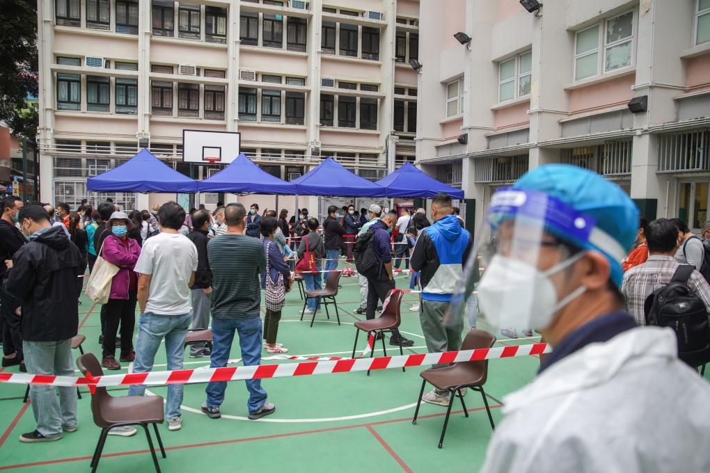 People queue at Henry G Leong Yaumatei Community Centre for tests. Photo: Winson Wong