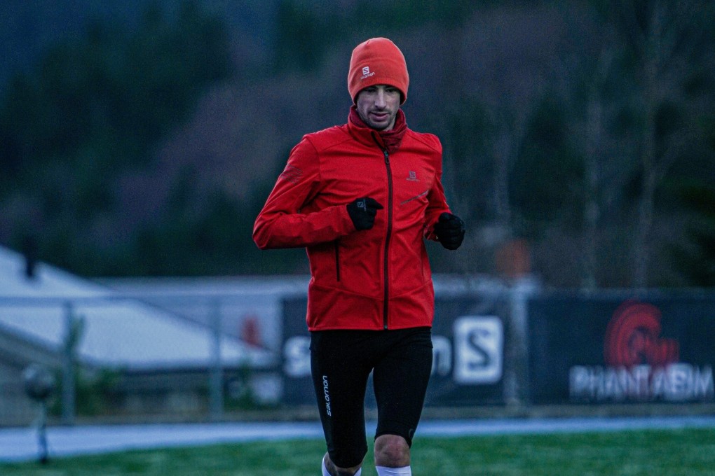 Kilian Jornet attempts the world record for running in 24 hours but drops out after 10 hours due to chest pains and dizziness. Photo: @joakimdokka