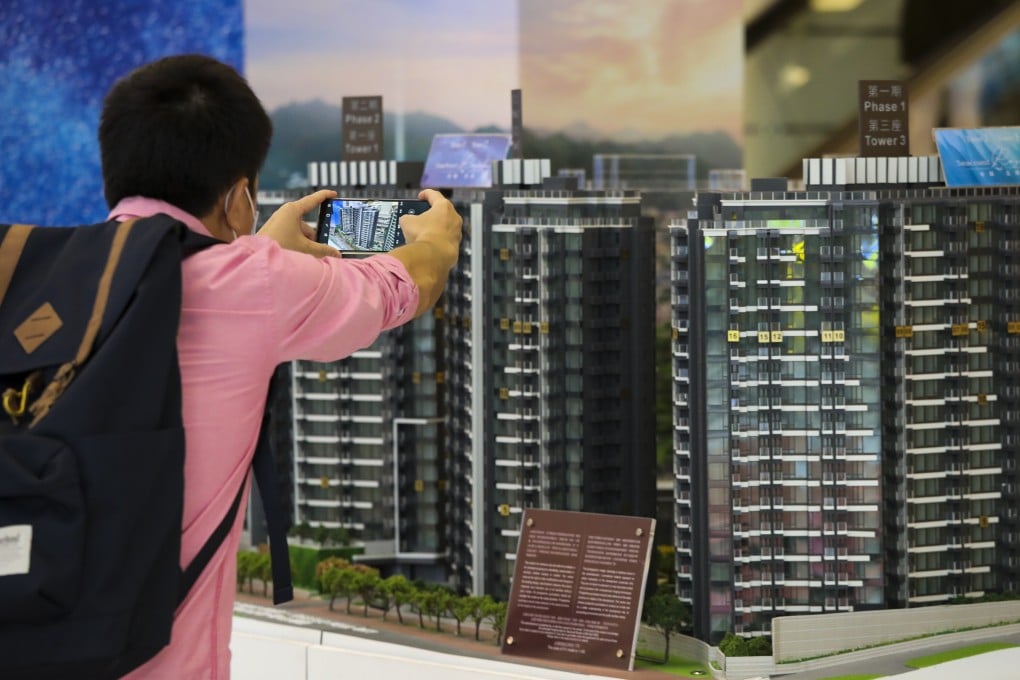 Hongkongers are expected to spend HK$170 billion (US$2.19 billion) on new homes this year. Photo: K. Y. Cheng