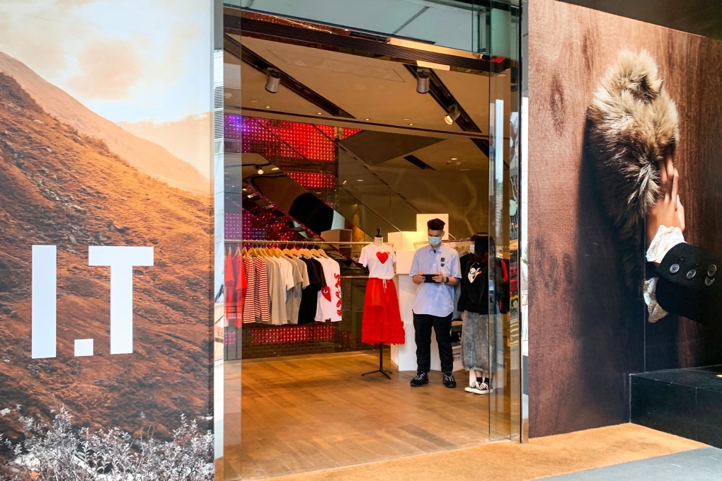 The apparel retailer I.T closed 17 stores in Hong Kong from February to August this year. Photo: Nora Tam
