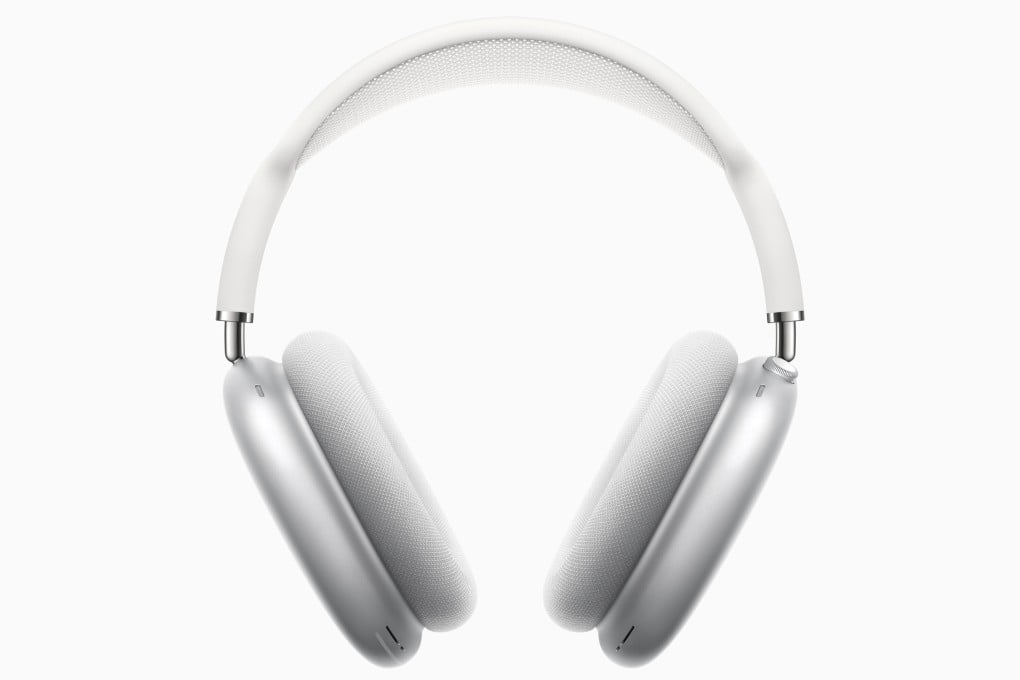 The new AirPods, which will have up to 20 hours battery life, will be shipped starting next Tuesday. Photo: Reuters