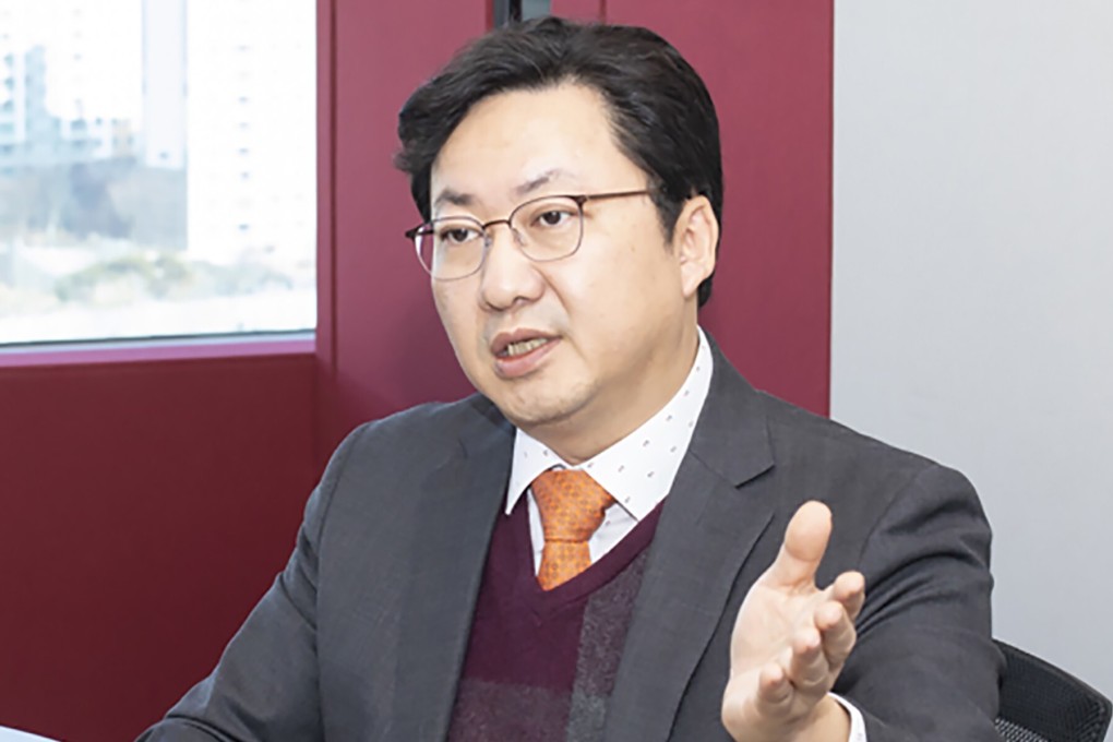 Dr Lee Dong-ki, founder and CEO