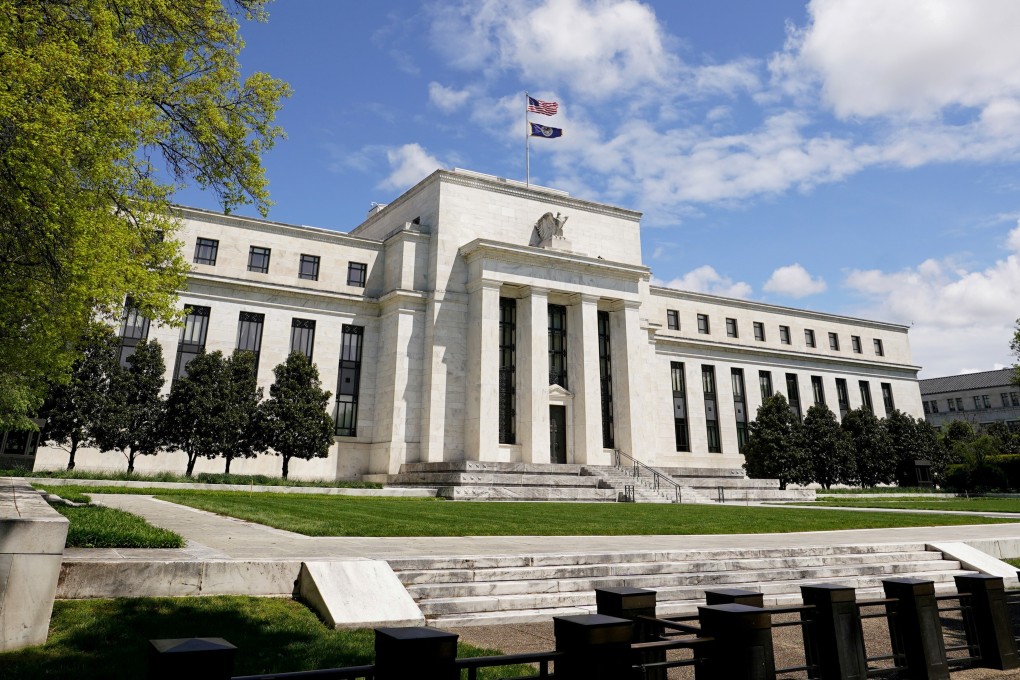 The Federal Reserve building in Washington, D.C., U.S., May 1, 2020. REUTERS/Kevin Lamarque/File Photo