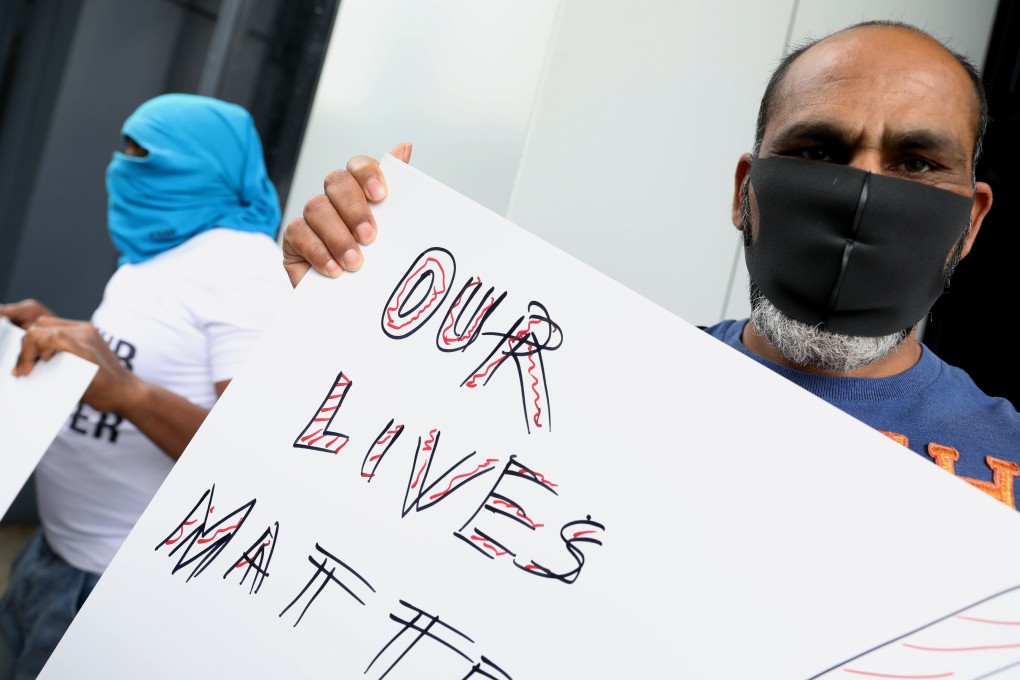 Asylum seekers plead with the Hong Kong government for visas on humanitarian grounds, at the government headquarters in Admiralty in March last year. Photo: Dickson Lee