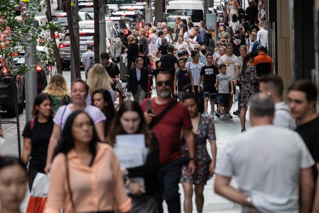 Crowds of shoppers on Market Street, Sydney. Photo: EPA