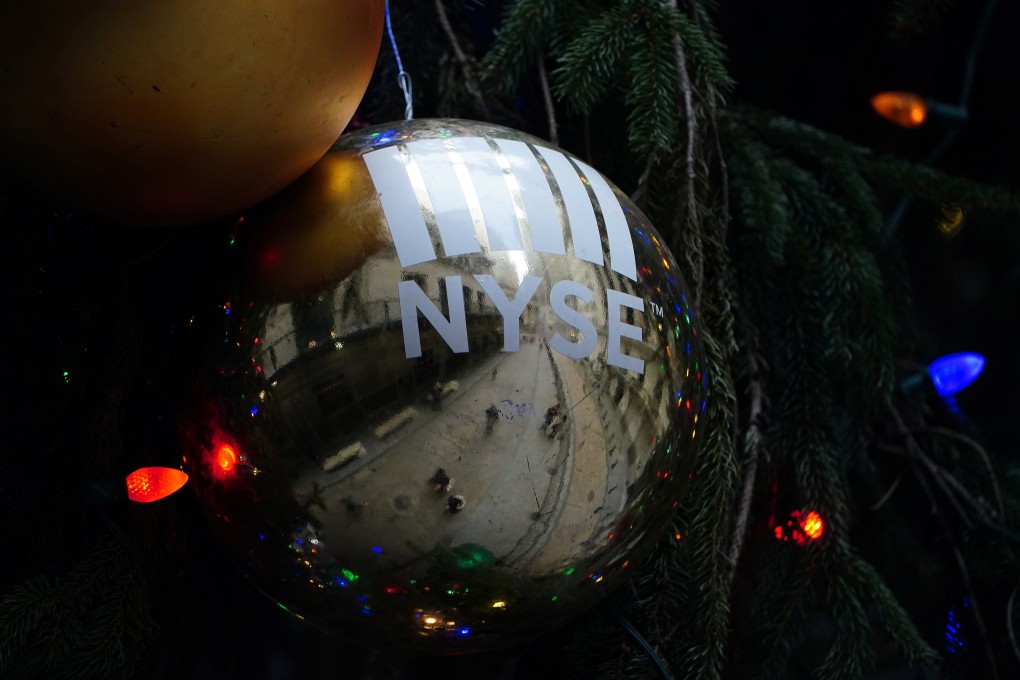 Decorations on a Christmas tree are pictured outside the New York Stock Exchange during the coronavirus pandemic on December 16, 2020. Photo: Reuters