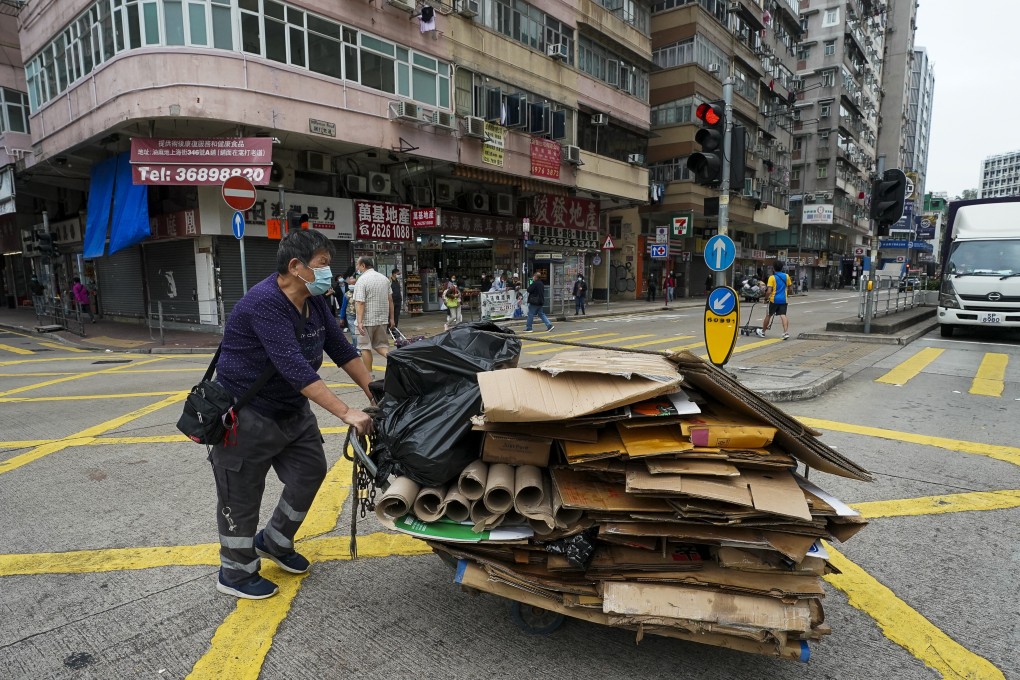 Hong Kong recorded a surge in the number of people living under the poverty line. Photo: Felix Wong