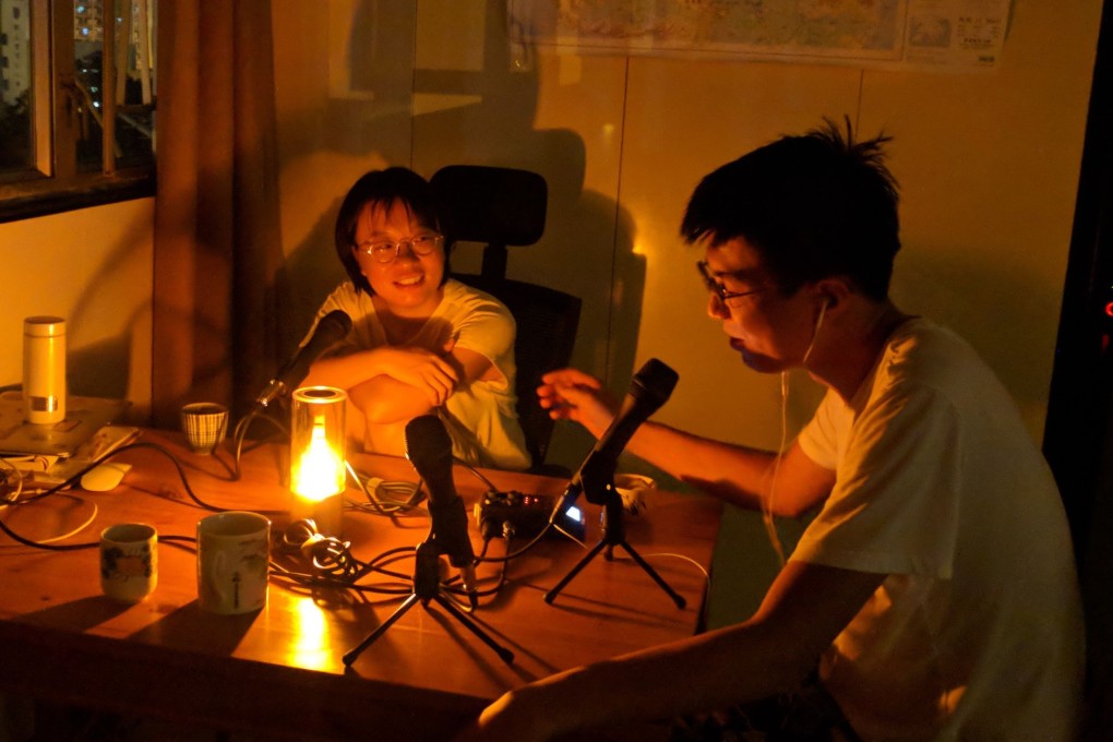 Joey Qi (right) and his co-host Yang Lyu record an episode of The Unemployable in 2019. Photo: Joey Qi