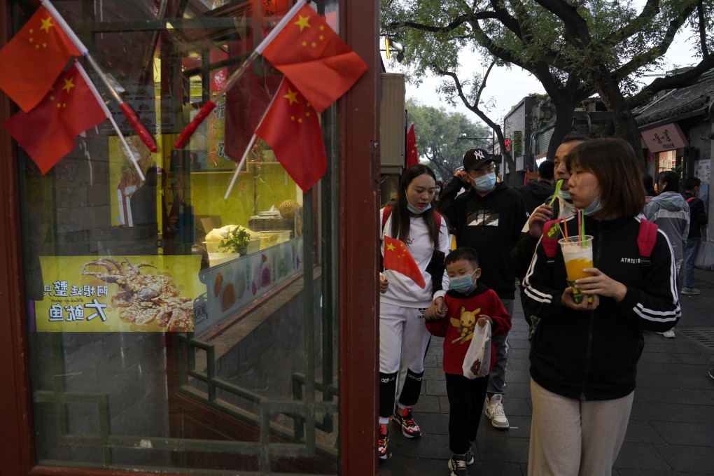 Some 4.1 per cent of respondents said they spent nothing on leisure, while 3.4 per cent said they spent over 40,000 yuan. Photo: AP