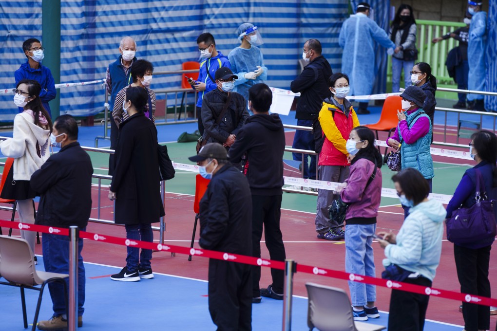People queue to be tested for Covid-19 at a public housing estate in the Ngau Tau Kok area of Hong Kong’s east Kowloon neighbourhood. Photo: Sam Tsang
