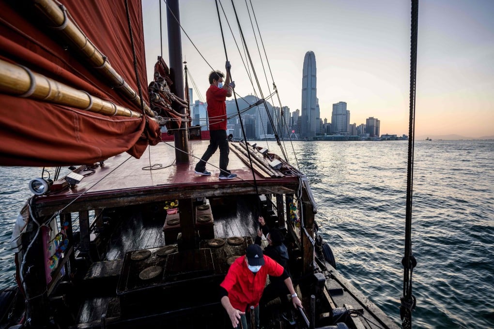 The chronicles will detail aspects of society such as politics, economy, people, culture and geography, among others Photo: AFP