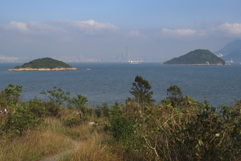 The islands Siu Kau Yi Chau (left) and Kau Yi Chau (right) are seen from Peng Chau. The first phase of the project would focus on building artificial islands around Kau Yi Chau. Photo: Edmond So