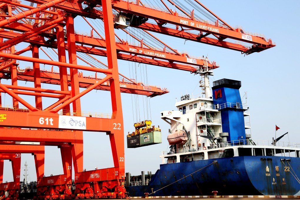 Since last summer, container freight rates have been rising mainly due to sustained demand, particularly for home-related items, as well as an increasing shortage of containers and other equipment. Photo: Xinhua