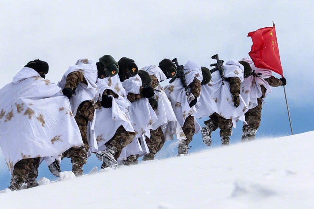 Chinese border soldiers on patrol in Ali prefecture in Tibet. Photo: PLA Daily