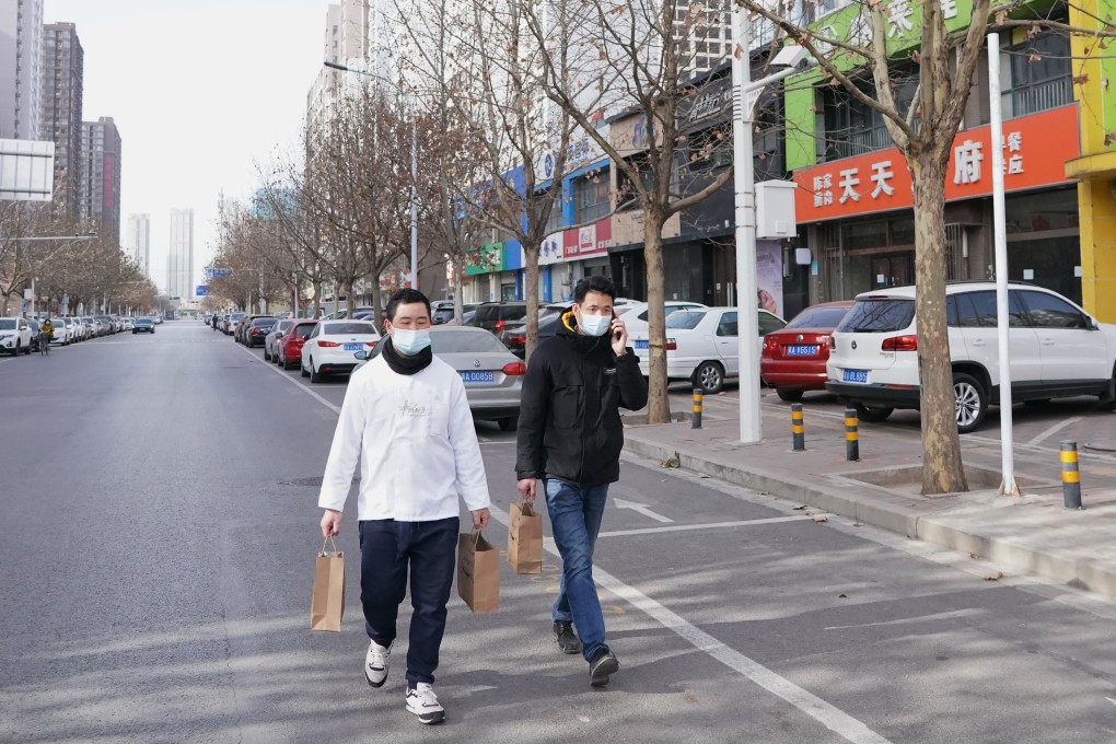 Meals are delivered to community workers in Shijiazhuang city, Hebei province, this week amid a citywide lockdown that followed the discovery of dozens of new coronavirus cases. Photo: Xinhua