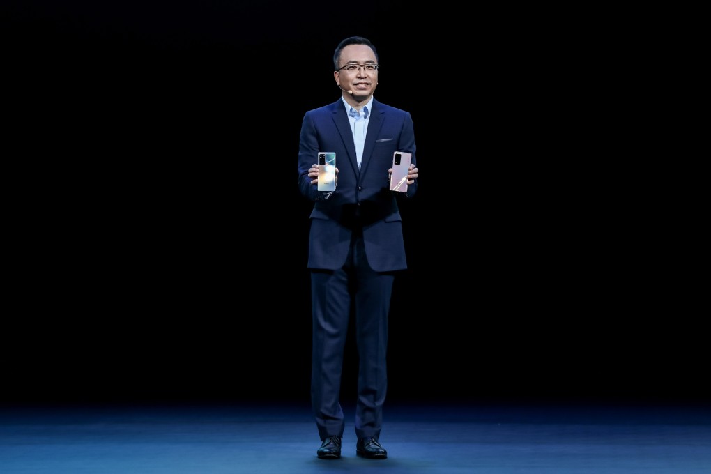 Honor CEO George Zhao Ming unveils the 5G View40 smartphone at the launch event in Shenzhen on January 22. Photo: Honor