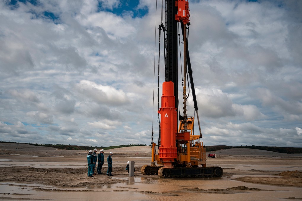 Workers at the construction site of the Amur Gas Chemical Complex near Svobodnyy, Russia, on August 18, 2020. The project, built in partnership with China, is set to become the world’s largest polymer plant. Photo: AFP