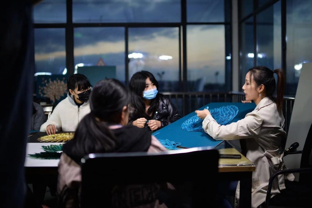 Gui Yuna teaches disabled people to do handicraft work at the Wu’ai Disabled People’s Home. Photo: Gui Yuna