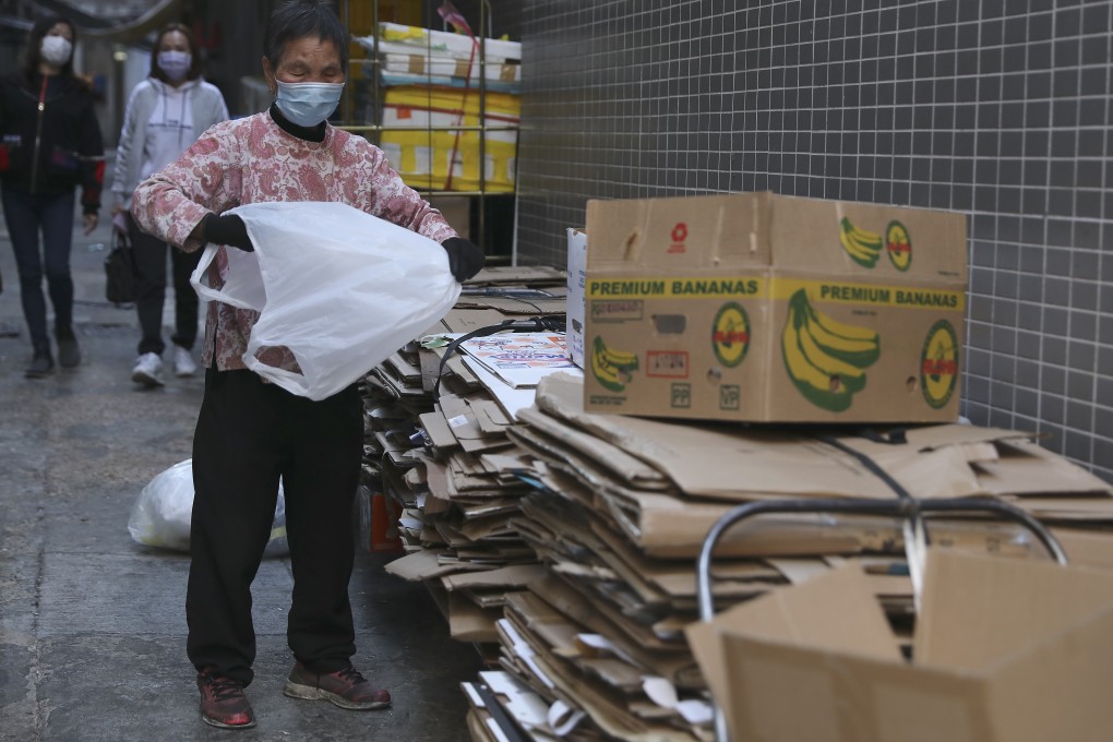 A low-income worker in Jordan. Underprivileged families are currently eligible for a family allowance if the household works at least 144 hours a month. Photo: Nora Tam
