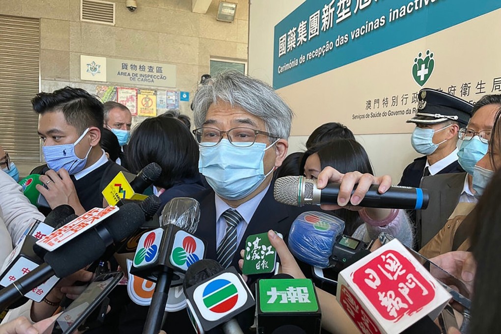 Macau’s health chief, Dr Lei Chin-ion, briefs the media at a ceremony welcoming the arrival of the first batch of Sinopharm vaccines on Saturday. Photo: Macau Daily