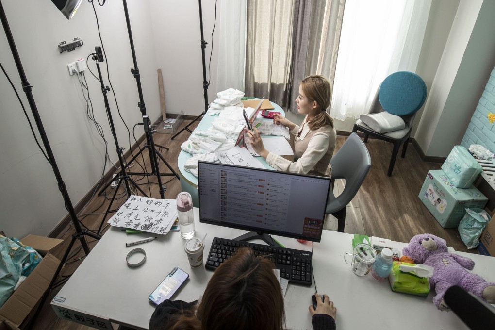 Live-streaming content providers may see their income squeezed, as Chinese regulators seek to limit the amount of tips internet users can send to them. Photo: Bloomberg