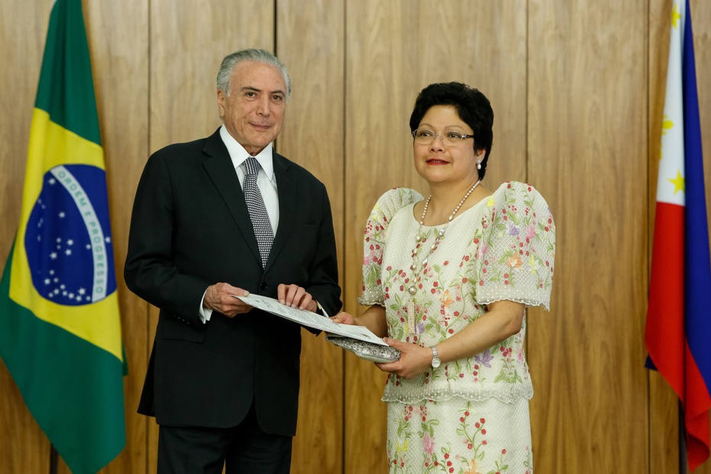 Former Brazilian president Michel Temer presents Marichu Mauro with diplomatic credentials when she started her position as ambassador in 2018. Photo: Handout