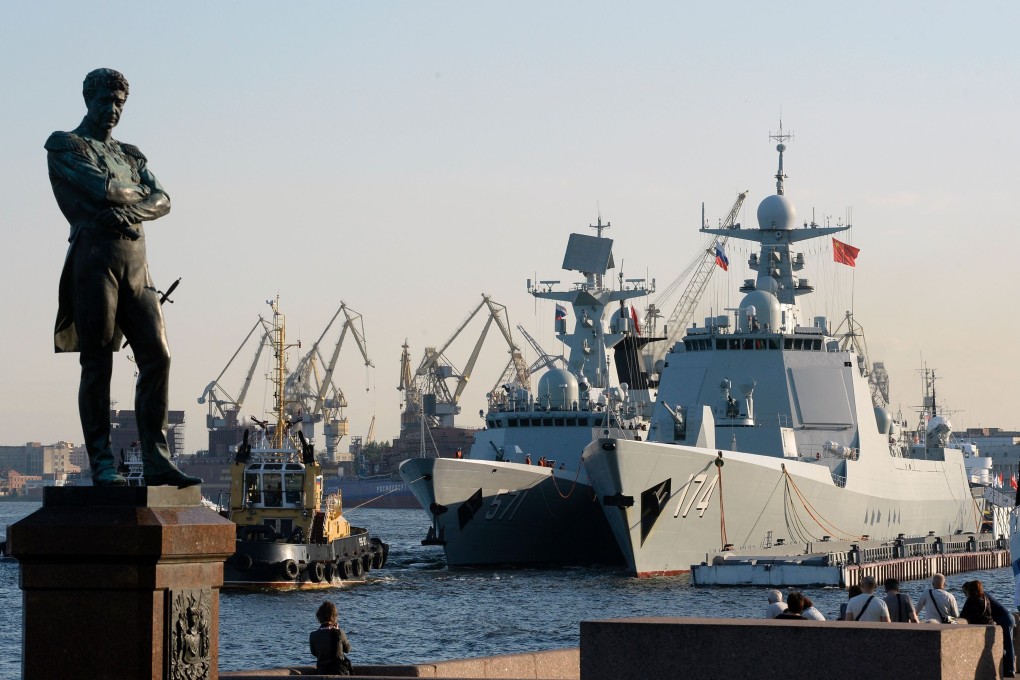 China’s Type 052D missile destroyer Hefei (right) and Type 054A frigate Yuncheng docked in Saint Petersburg, Russia in 2017. China’s defence ministry has rejected suggestions that it could form a military alliance with Russia. Photo: AFP