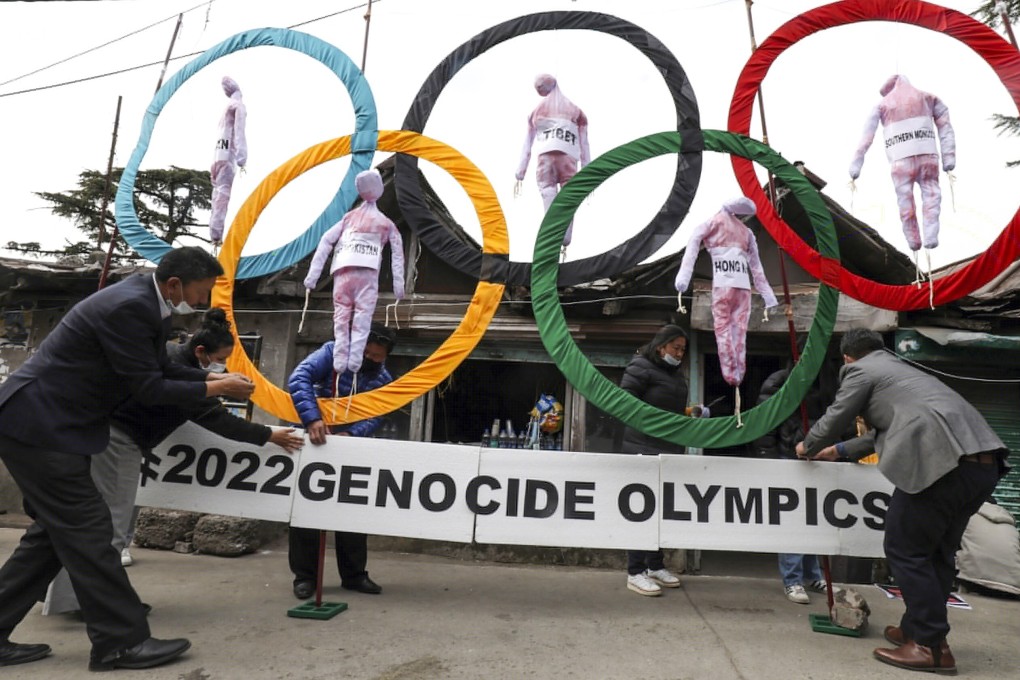Activists perform at a protest calling for a boycott of the 2022 Beijing Winter Olympics, in Dharamsala, India. Photo: EPA-EFE