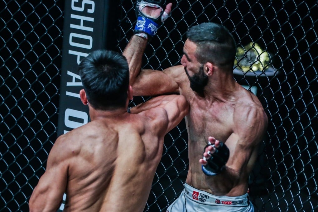Mark Fairtex Abelardo elbows Emilio Urrutia at ONE: Fists of Fury II. Photos: ONE Championship