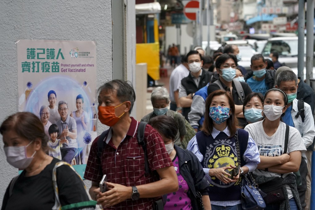 Hong Kong residents line up for vaccinations near Kwun Chung Market, Jordan. Photo: Felix Wong