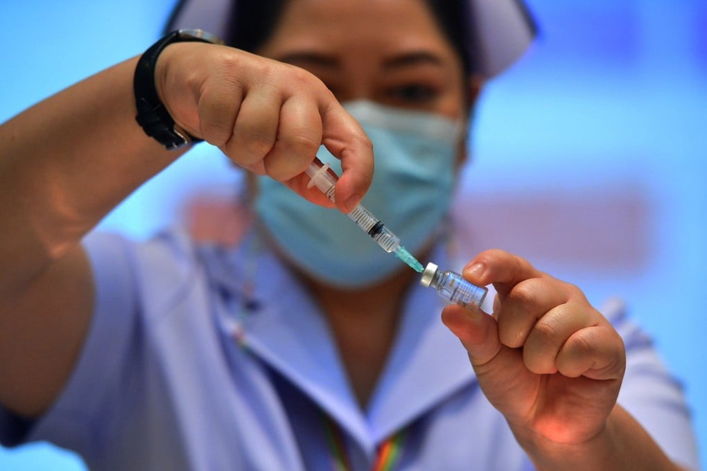 A nurse in Bangkok prepares a dose of Covid-19 vaccine from China’s Sinovac. Photo: Xinhua